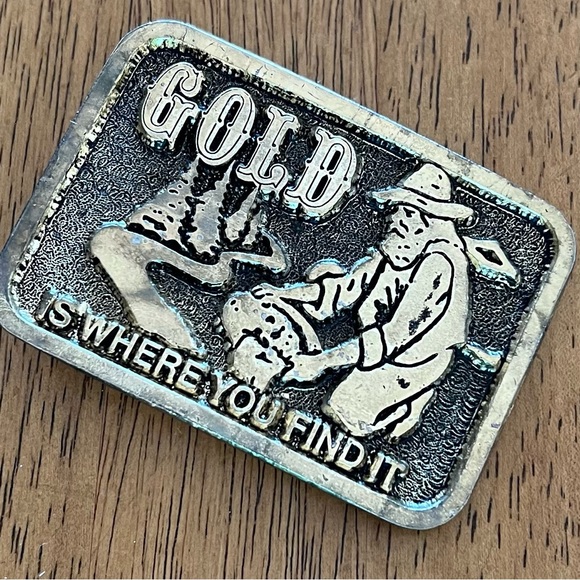 Vintage Other - Vintage, 1981 brass belt buckle